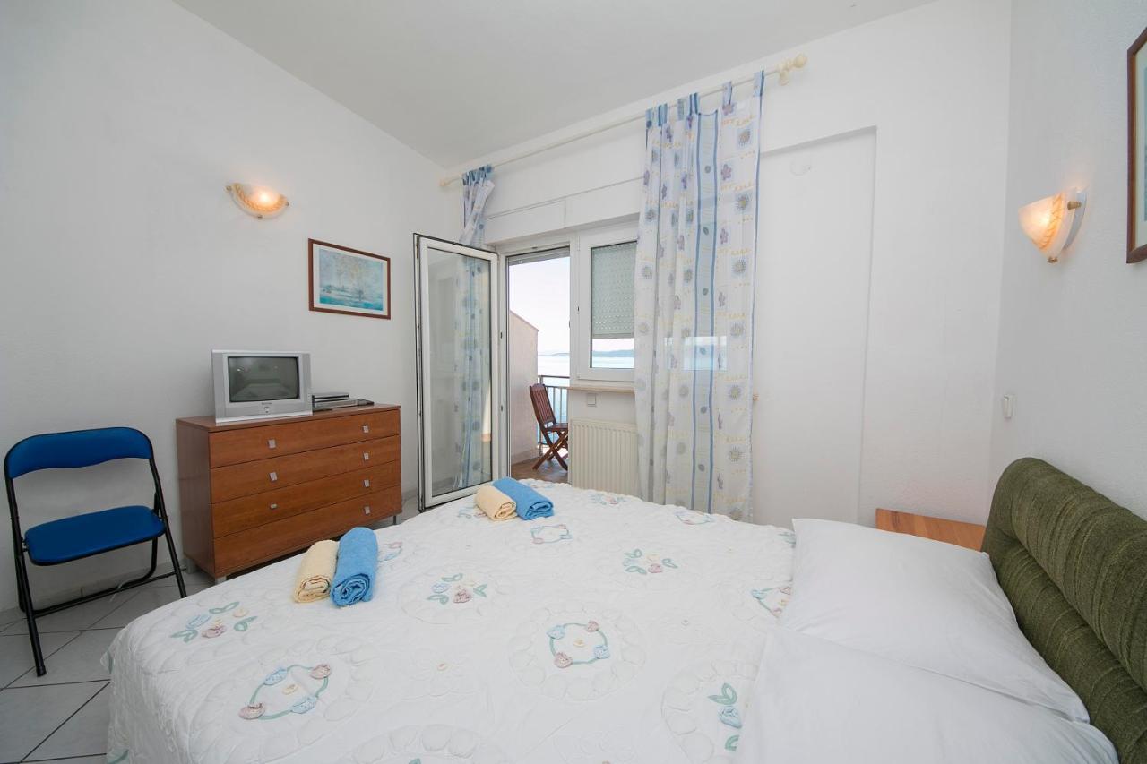 House Ursic Apartment Brela Ngoại thất bức ảnh