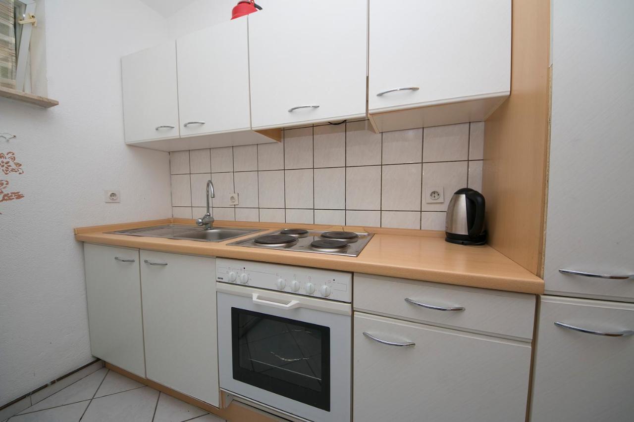 House Ursic Apartment Brela Ngoại thất bức ảnh