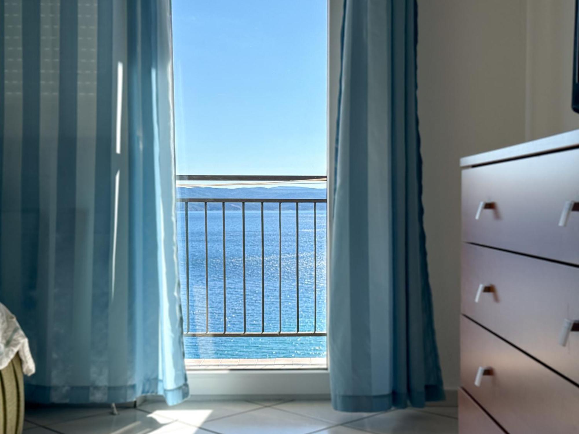 House Ursic Apartment Brela Ngoại thất bức ảnh