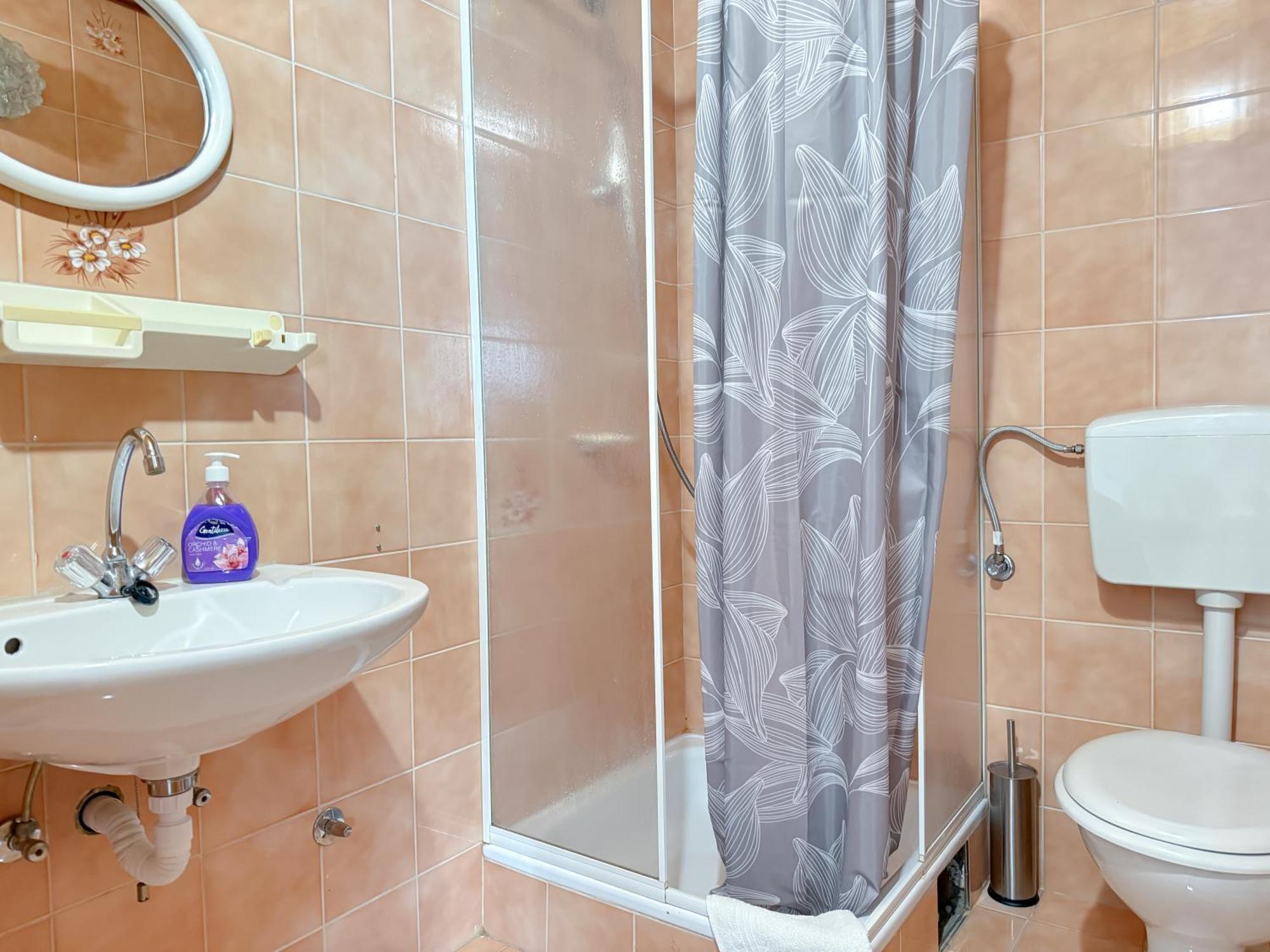 House Ursic Apartment Brela Ngoại thất bức ảnh